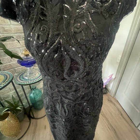 Vera Wang Black Sequin Cap Sleeve Mini Dress - Picture 3 of 11